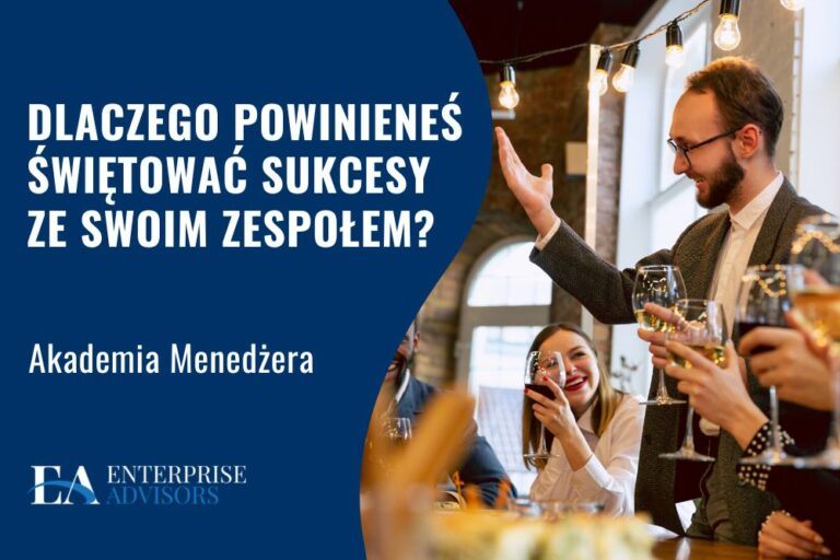 świętowanie sukcesów w firmie grupa ludzi świętuje