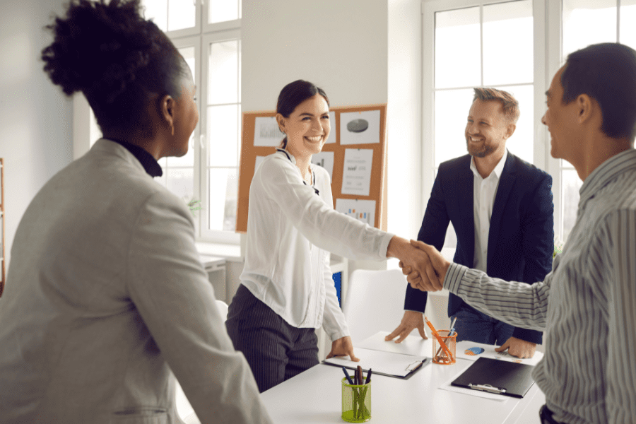 perswazja w negocjacjach handlowych.